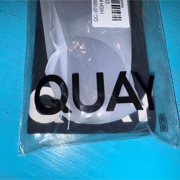 NEW Quay Australia High Key Micro Polarized Sunglasses Black Smoke - Picture 5 of 9